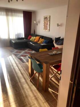 Großes Zimmer, Blick Balkon - 