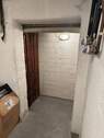 Kellergang zu weiteren Mieterkellern - 