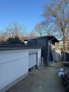 Betriebshof mit Lager - 