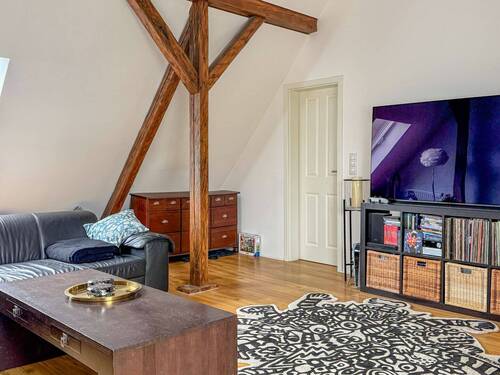 Wohnzimmer - WE 08 - 5 Zimmer Etagenwohnung in Kiel