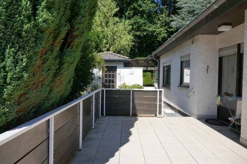 großer Sonnenbalkon - 