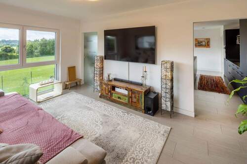 Ö Wohnzimmer Ergeschoss - 