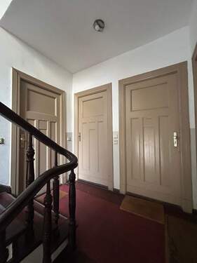 Treppenhaus - Mehrfamilienhaus, Wohnhaus in Berlin zum Kaufen