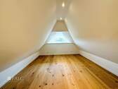 Zimmer im Spitzboden - 