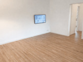 1 (KI Staging) - 5 Zimmer Etagenwohnung zur Miete in Düsseldorf
