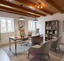 *** WOHNEN UND ARBEITEN UNTER EINEM DACH - Fachwerkhaus mit Praxis-oder Büropotenzial in Larrieden *** - Feuchtwangen