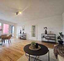 Sofort einziehen: Stilvoll sanierte Eigentumswohnung mit Sonnenbalkon im schönen Findorff - Bremen Weidedamm