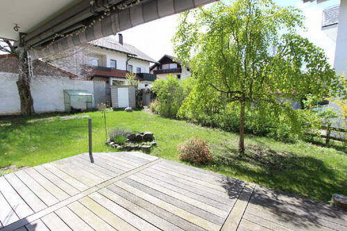 Bild1 - Sofort beziehbar! Erdgeschoss Wohnung mit Gartenanteil und Blick ins Grüne