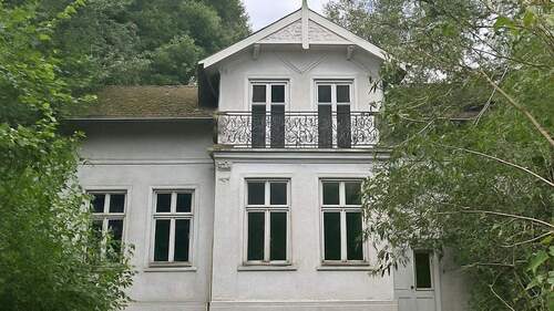 Aussenansicht - Rohdiamant von Jenisch - Grundstück mit historischem Charme und Neubaupotenzial