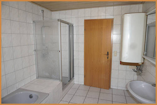 Badezimmer Erdgeschoss - 