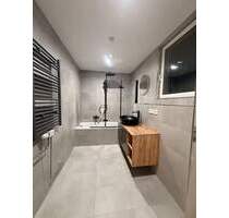 Komplett modernisierte 3-Zimmerwohnung mit eigenem Gartenanteil im Herzen von Brombach - Lörrach Hauingen