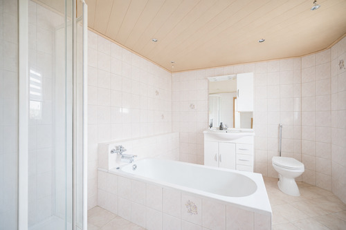 Badezimmer - 4 Zimmer Einfamilienhaus in Kremen