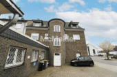 Hauseingangstüransicht - 9 Zimmer Mehrfamilienhaus, Wohnhaus in Duisburg