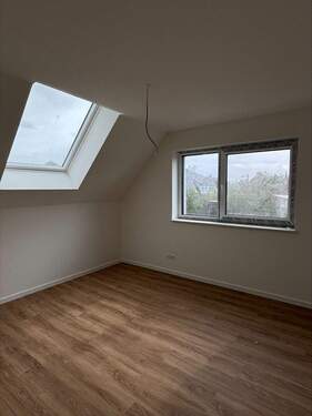 Zimmer 1 - 4 Zimmer Reihenendhaus in Oldenburg / Donnerschwee