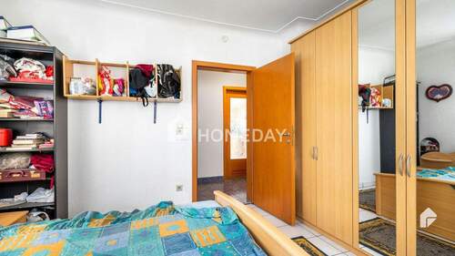 1. OG Elternschlafzimmer 2 - 