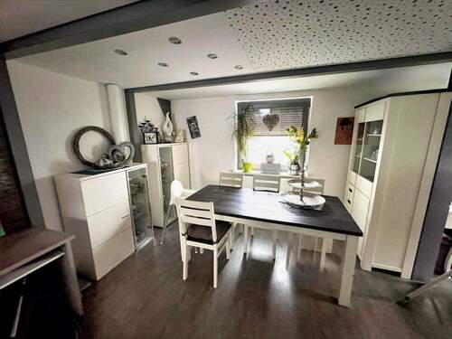 Esszimmer EG - Doppelhaushälfte mit 100,00 m&sup2; in Albstadt zum Kaufen