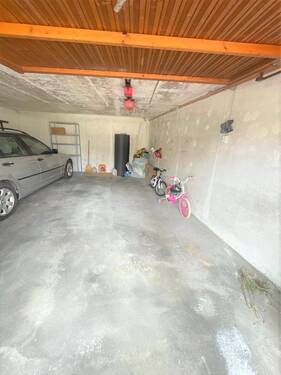 Garage - 