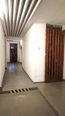 Kellerbereich - Mehrfamilienhaus, Wohnhaus mit 248,30 m&sup2; in Dresden zum Kaufen