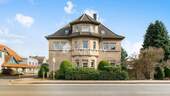 Außenansicht 1 - Charaktervolles Dreifamilienhaus auf 1.239 m² Grundstück mit zusätzlicher Bebauungsoption