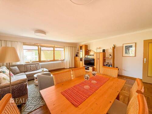 Wohnzimmer Hauptwohnung - 