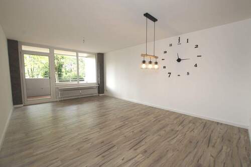 Wohnzimmer - 2 Zimmer Etagenwohnung zur Miete in Oelde