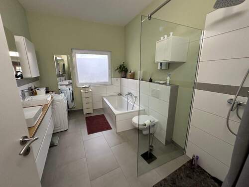 tempImageXt39gM.jpg - 