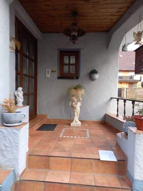 Eingang - 6 Zimmer Einfamilienhaus in Bretten