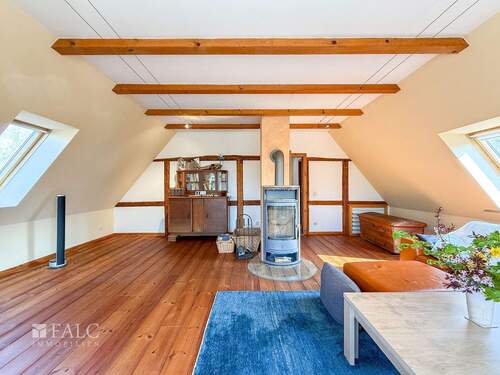 Wohnzimmer mit Kamin - 