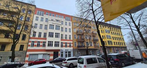 gepflegt - Etagenwohnung in Berlin