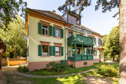 Außenansicht - 9 Zimmer Mehrfamilienhaus, Wohnhaus zum Kaufen in Dresden
