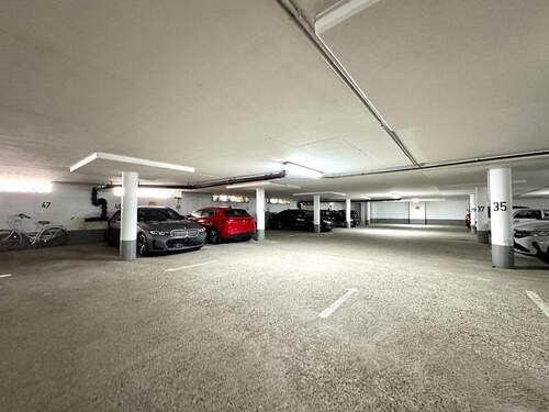 Tiefgarage - 