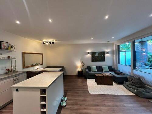 Wohn/Küchen/Essbereich - Courtagefreie, moderne 3 Zi. Erdgeschosswohnung mit 90m² und großer TerrasseGarten + TG Stellplatz!