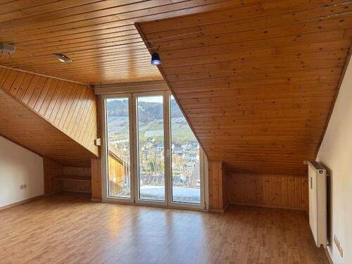 Wohnz.-Balkon.jpg - 1 Zimmer Etagenwohnung zur Miete in Lieser