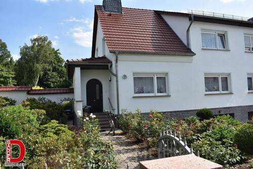 Titelbild - Gepflegte Doppelhaushälfte in ruhiger Lage von Borna – sofort bezugsfrei - auf Wunsch möbeliert