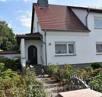 Gepflegte Doppelhaushälfte in ruhiger Lage von Borna – sofort bezugsfrei - auf Wunsch möbeliert