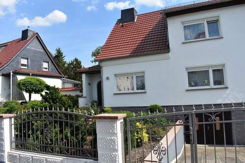 Ansicht - 5 Zimmer Mehrfamilienhaus, Wohnhaus zum Kaufen in Borna