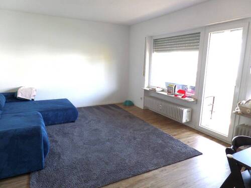 Wohnzimmer - Etagenwohnung mit 83,00 m&sup2; in Schmitten-Dorfweil zur Miete