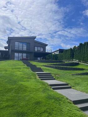 Blick vom See - Haus am See mit direktem eigenen Zugang