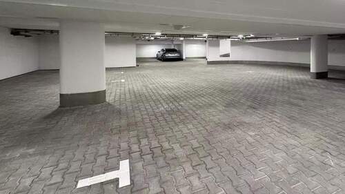 Tiefgarage - 