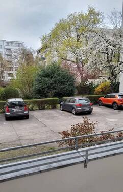 Parkplätze im Innenhof - 