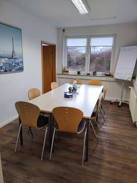 Büro 3 - 