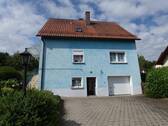 Einfamilienhaus - Charmantes Einfamilienhaus auf Hanggrundstück