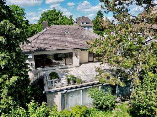 Drohne 1 - Bequemer Bungalow mit Potenzial in begehrter Wohnlage von Kassel-Kirchditmold