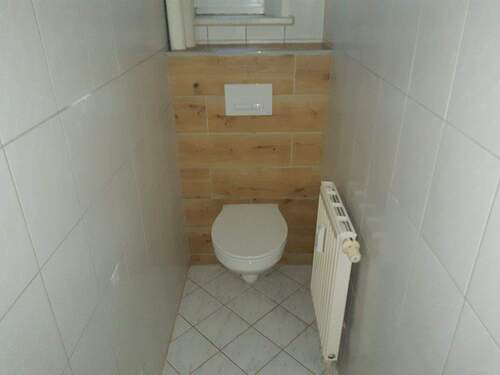 separates WC - 