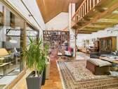 Bild 1 - Großzügiges Einfamilienhaus mit Charme, Potenzial und traumhaftem Garten