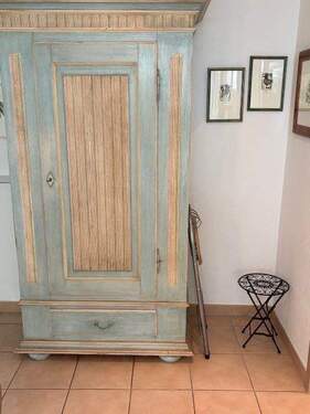 Garderoben-Schrank - 