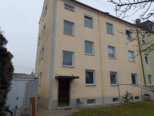 Rückansicht - 4 Zimmer Etagenwohnung zum Kaufen in Augsburg