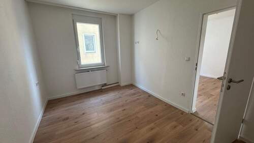 Schlafzimmer.jpeg - Etagenwohnung mit 40,00 m&sup2; in Nürnberg zur Miete