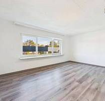 Großzügiges Wohnerlebnis auf 105 m² - Viel Platz & eigene Loggia in Cuxhaven-Altenwalde