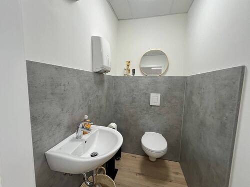 EG L WC - 